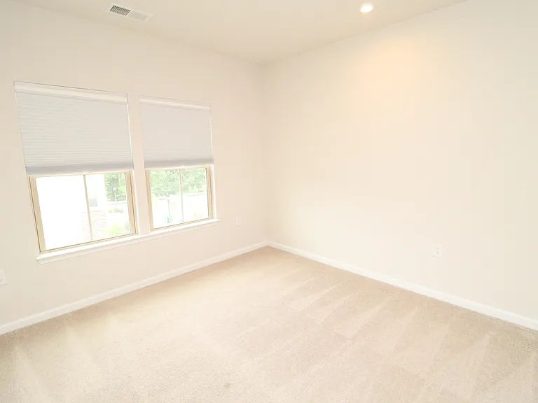 1242 Channing Park Cir — Photo 35