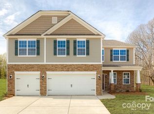 8054 Kennesaw Dr, Gastonia, NC 28056