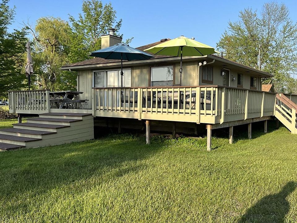 1st image of 3832 Middle Channel Dr