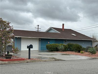 138 Green Oaks Dr, Riverside, CA, 92507