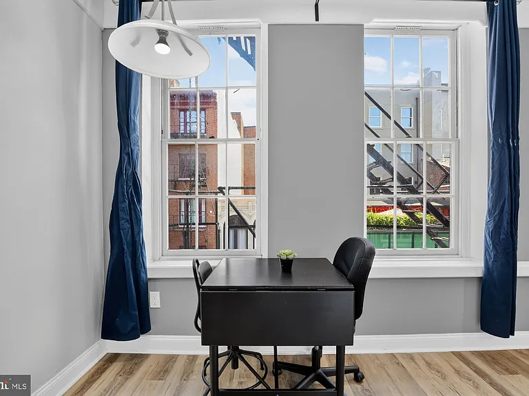 44 S 3rd St #3 — Photo 7