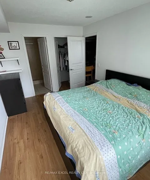 350 Red Maple Rd #508 — Photo 4