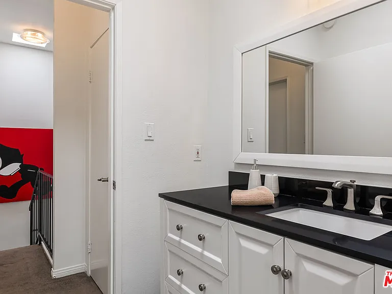 10600 Holman Ave #11 — Photo 26