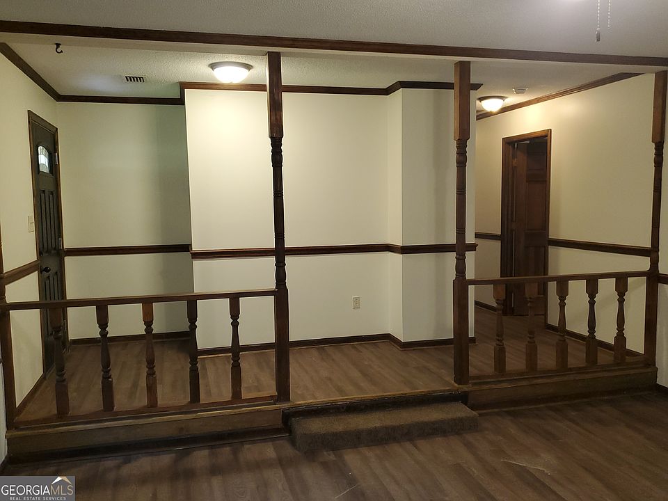 2nd image of 1331 N 2nd St