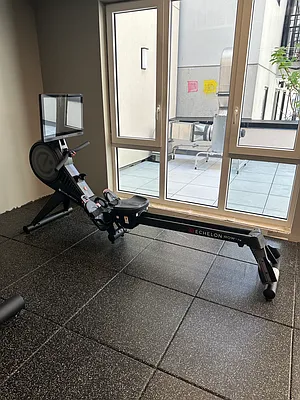 Rented by ERNY LLC | media 32