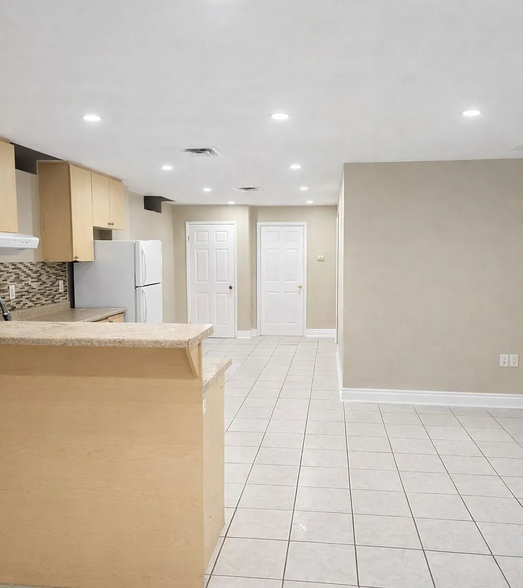 2 bed, $2,000 — Photo 1