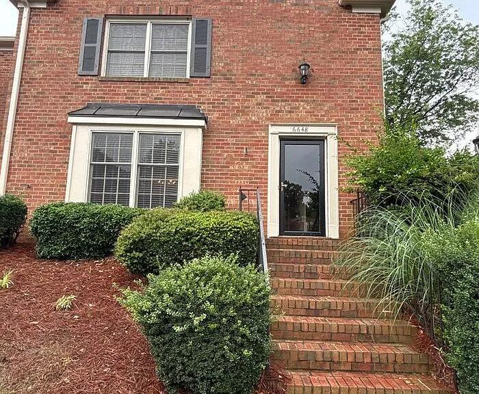 6648 Bunker Hill Cir — Photo 3