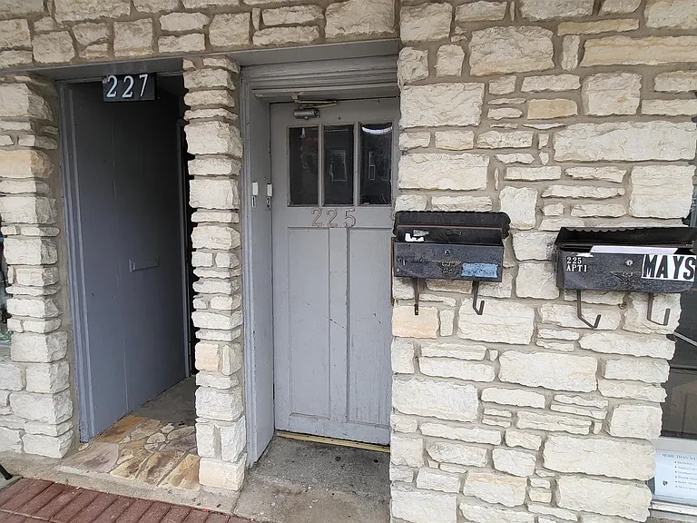 225 Harrison Ave #2 — Photo 14