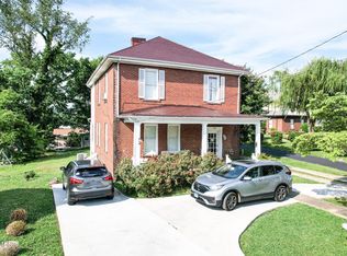 402 W Irish St, Greeneville, TN 37743