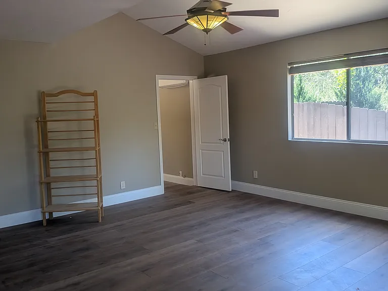 5648 Calzada Del Bosque — Photo 6