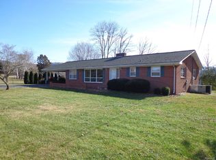 244 Blue Springs Rd, Elizabethton, TN 37643