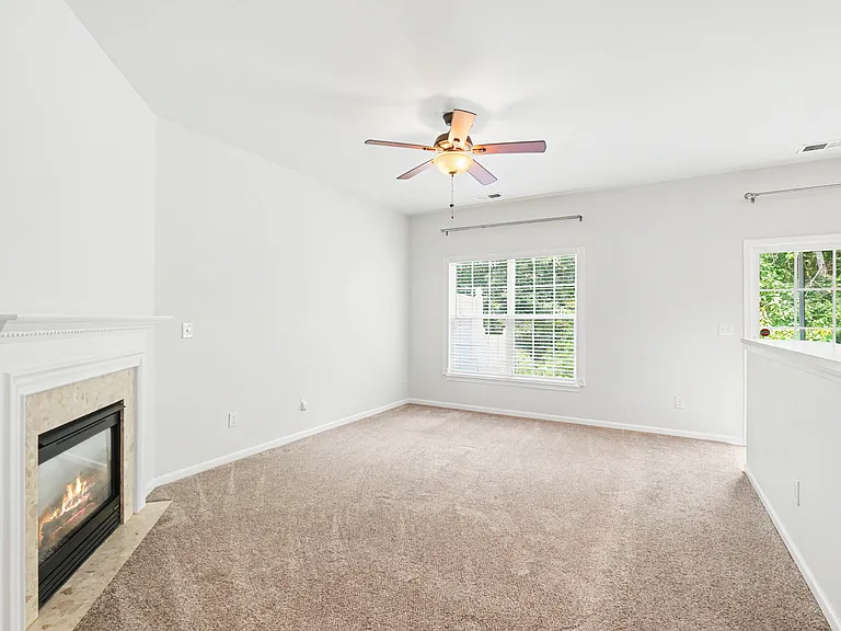 12411 Stratfield Place Cir — Photo 6