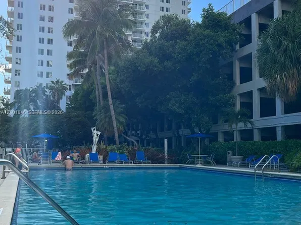 800 N Miami Ave, Miami, FL