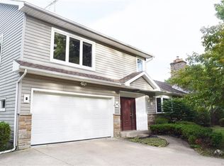 6425 Engel Dr, Hamburg, NY 14075