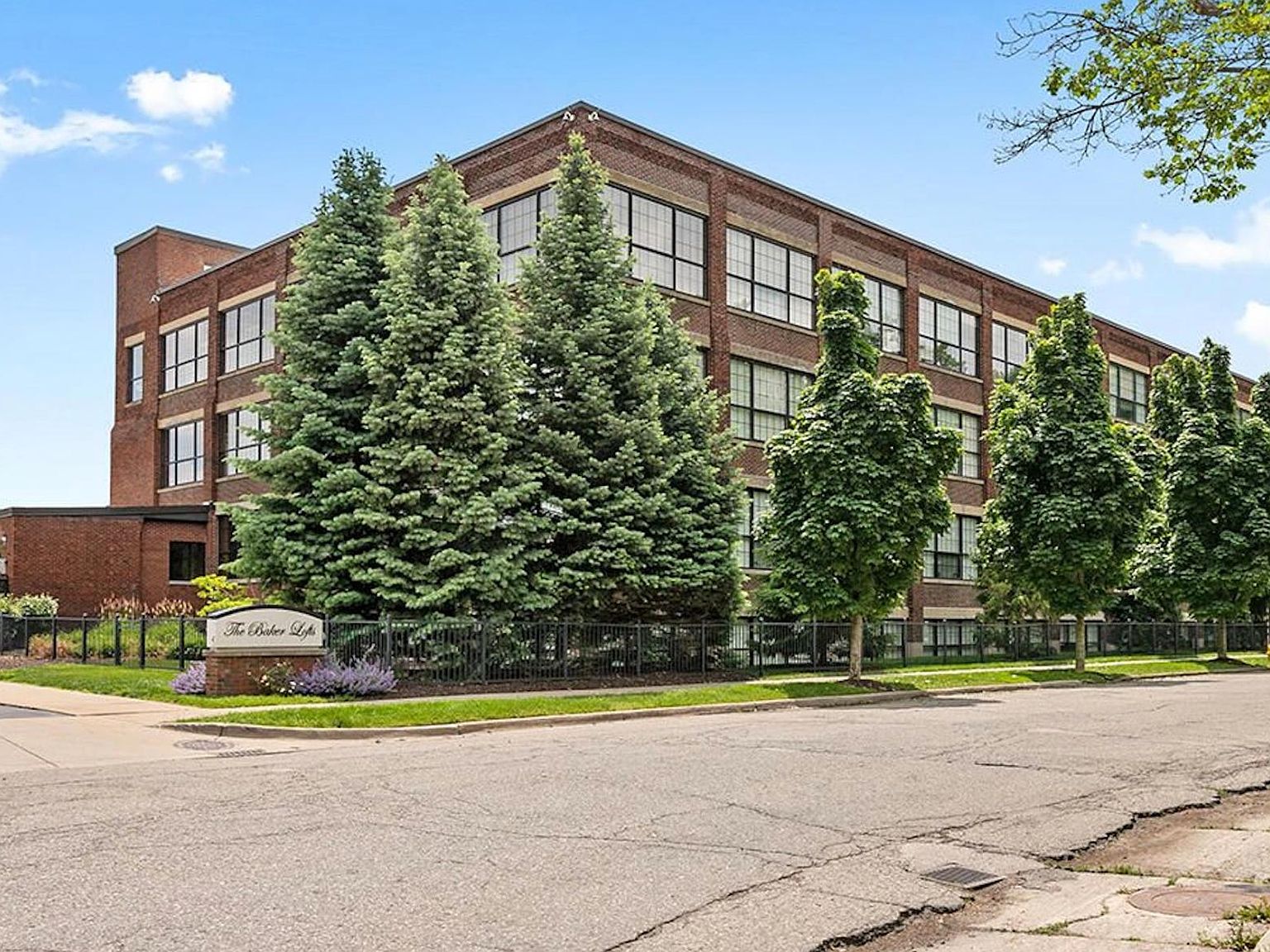 532 Columbia Ave, Holland, MI 49423 Zillow