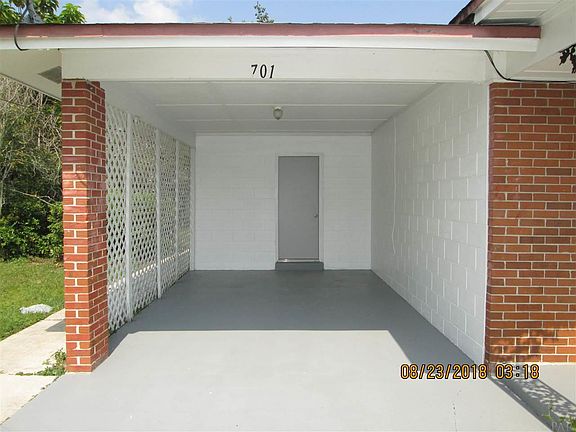 4th image of 701 Lagoon Dr
