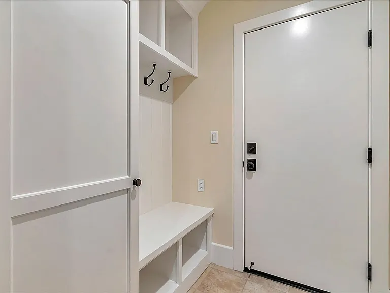 146 Lottie Ln — Photo 37