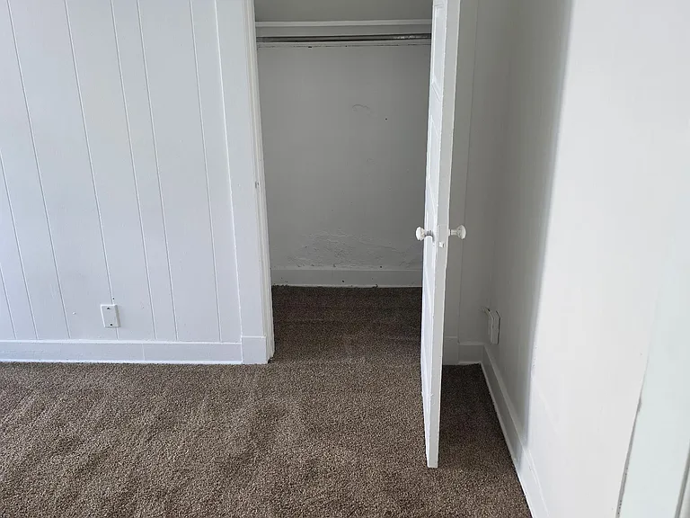 310 Rockdale Ave #4 — Photo 5