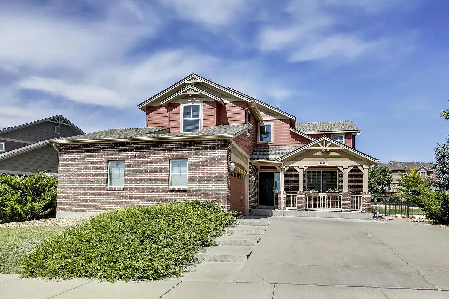 20781 E Dartmouth Dr — Photo 2