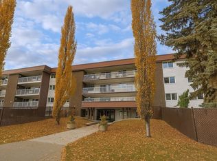 Country Gardens, Edmonton, AB T6H 5G5