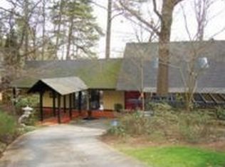 1409 Ragley Hall Rd, Atlanta, GA 30319