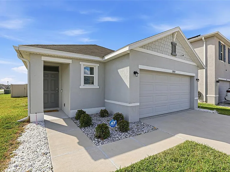 2839 Maiden Grass Isle — Photo 2