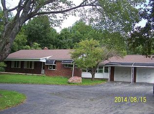 3320 N Hermitage Rd, Sharpsville, PA 16150