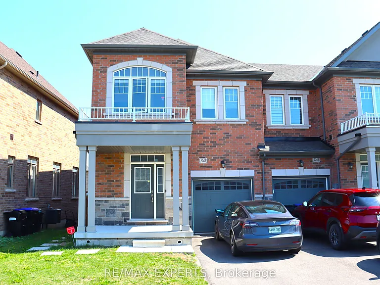 2265 Grainger Loop — Photo 1