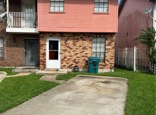 1568 Kings Rd, Harvey, LA 70058