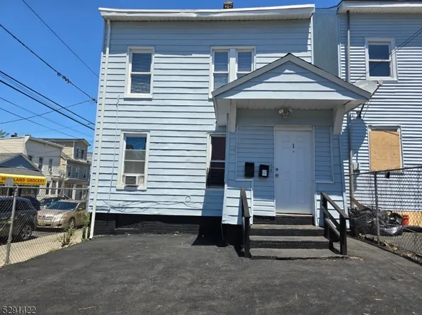 1 Park Pl, Paterson City, NJ 07524