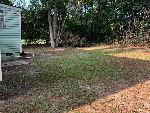Nice sized back yard