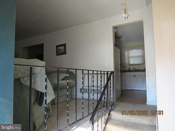 5th image of 18 N Skyward Dr