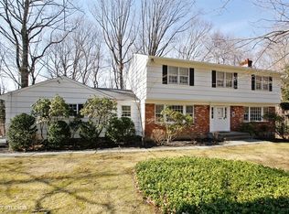 27 Taconic Road, Millwood, NY 10546