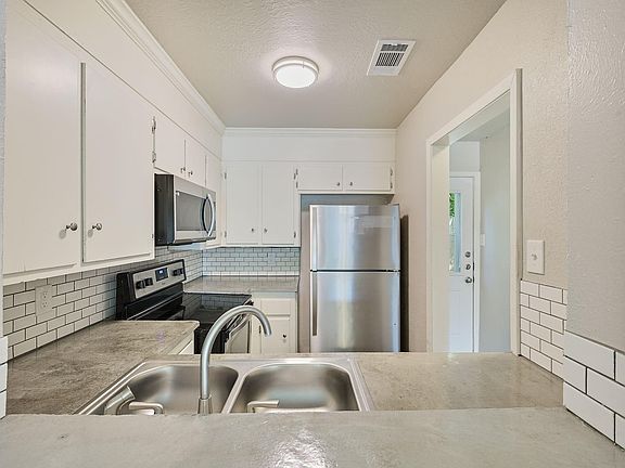 5th image of 3345 Lodgepole Cir