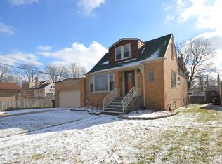 4221 Adeline Dr, Oak Lawn, IL 60453
