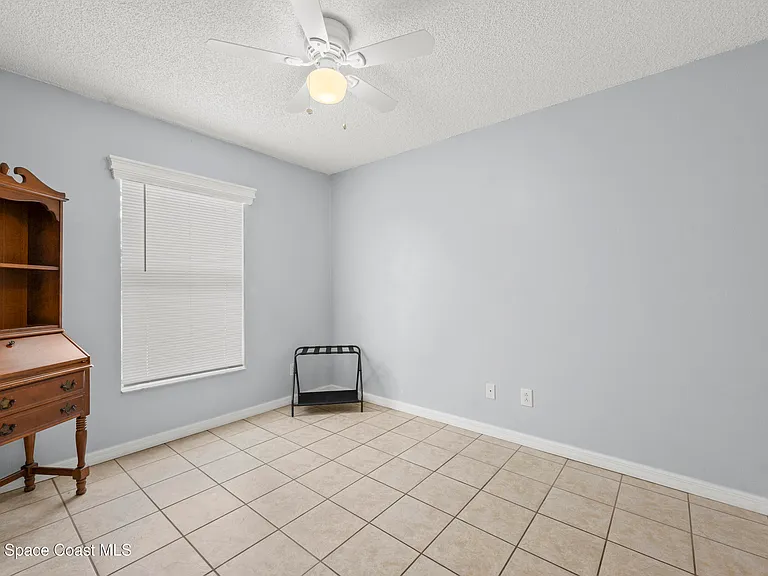 3219 Hainsworth Ave SE — Photo 17