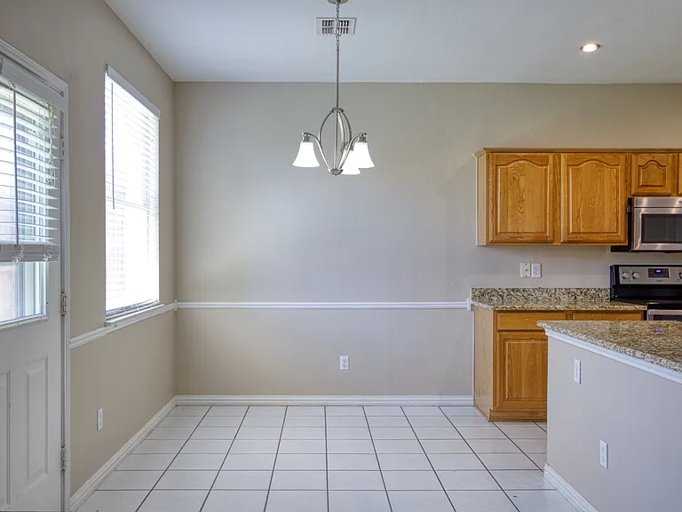 3408 Paradise Valley Dr — Photo 6