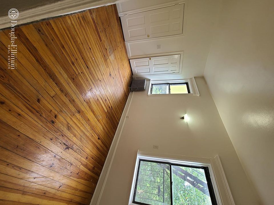 1st image of 226 New York Ave #2