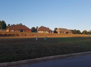 55 Lansbury Pl, Jackson, TN 38305