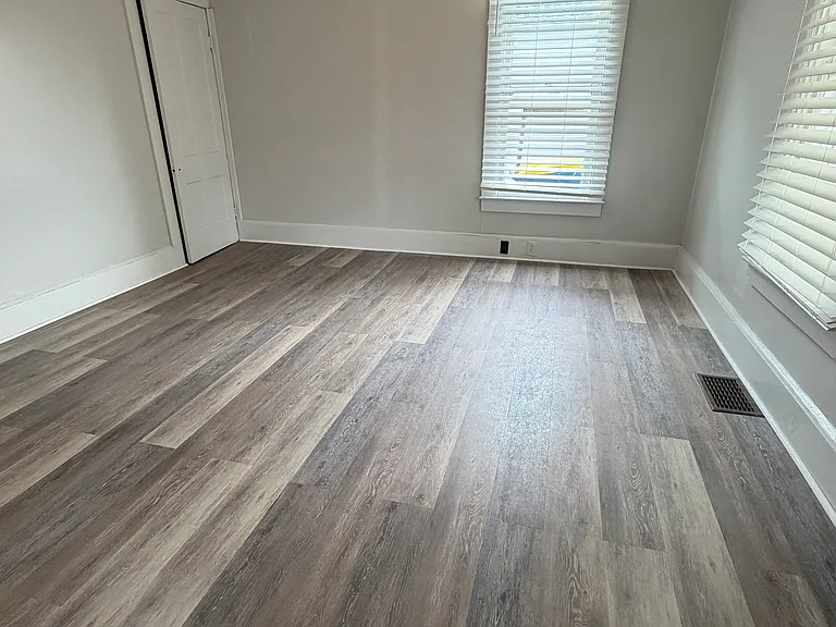 258 Saint Andrews Ave — Photo 16