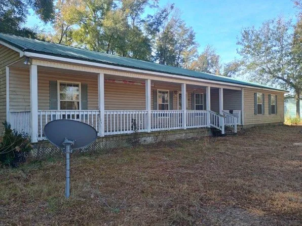 7891 Suellen St, Sneads, FL 32460