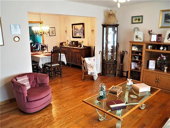 4th image of 3373 Gail Ln