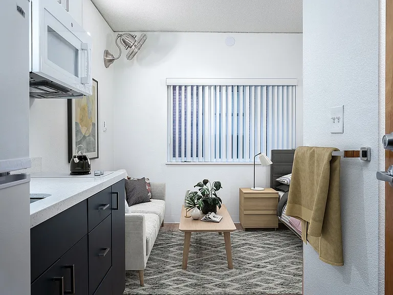 Alder House — Photo 2