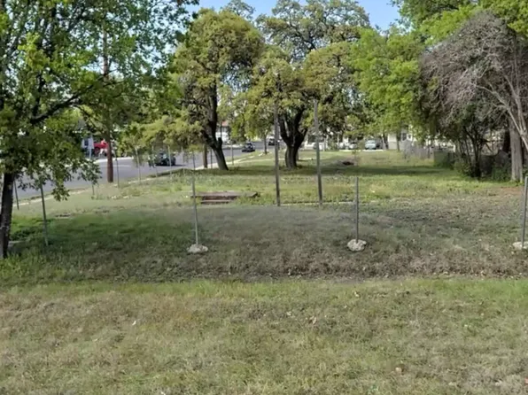 1301 E Highland LOT 14, San Antonio, TX 78210