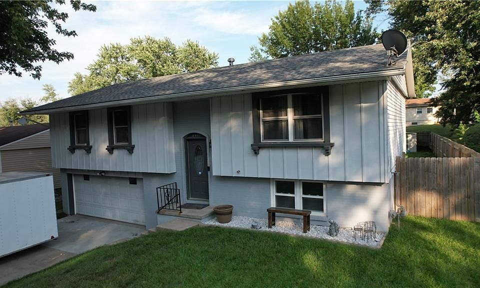 1st image of 2405 Beechwood Blvd