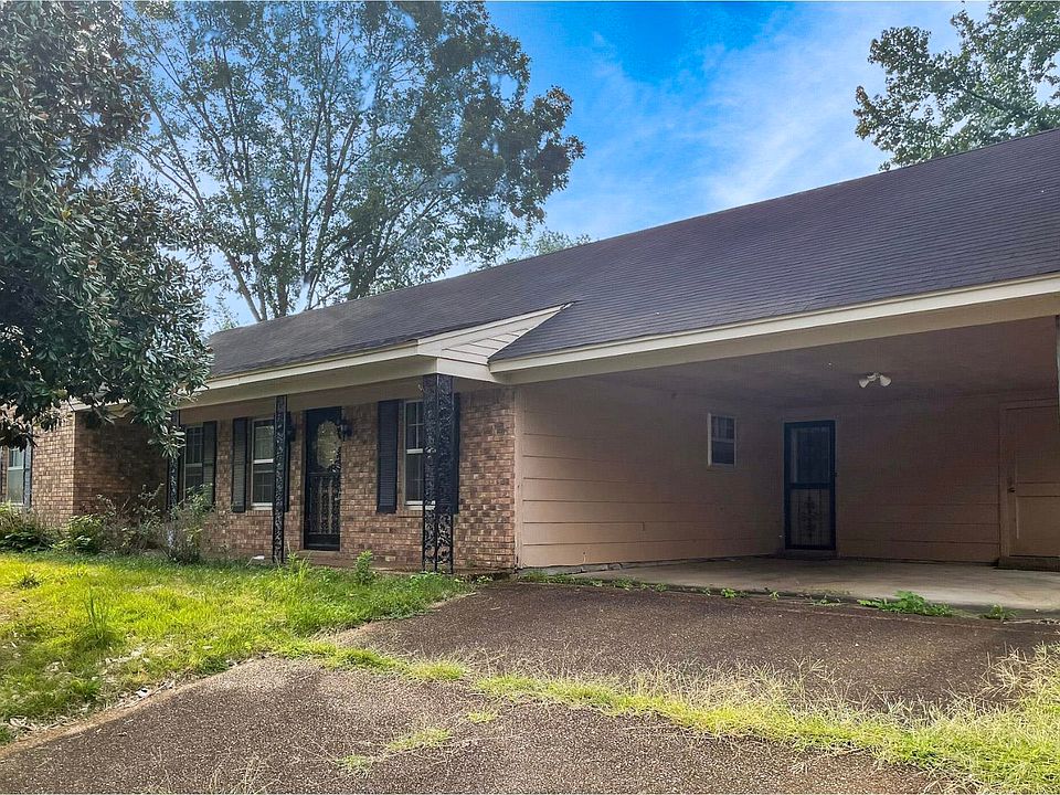 2nd image of 5183 Yellowood Rd