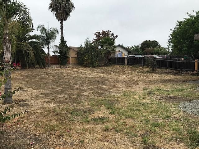 1st image of 3865 Linda Vista Dr