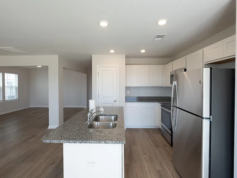 815 N Desert Orchard Ln — Photo 10
