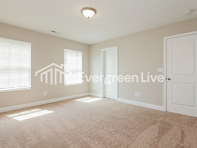 8537 Colgate Cir — Photo 8
