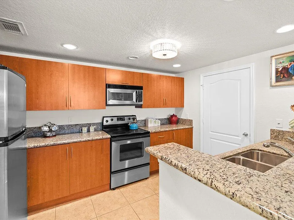 158 SW Peacock Blvd #30105